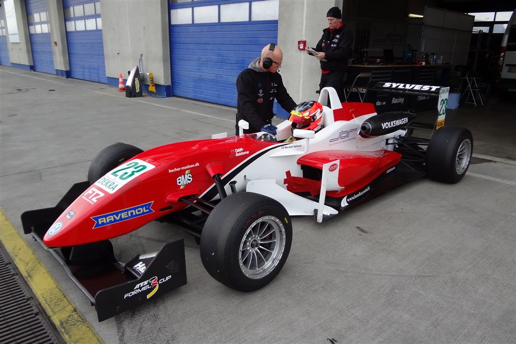 Forberedelserne har bestået af tests på 3 forskellige baner
(Foto: Sylvest Motorsport)
